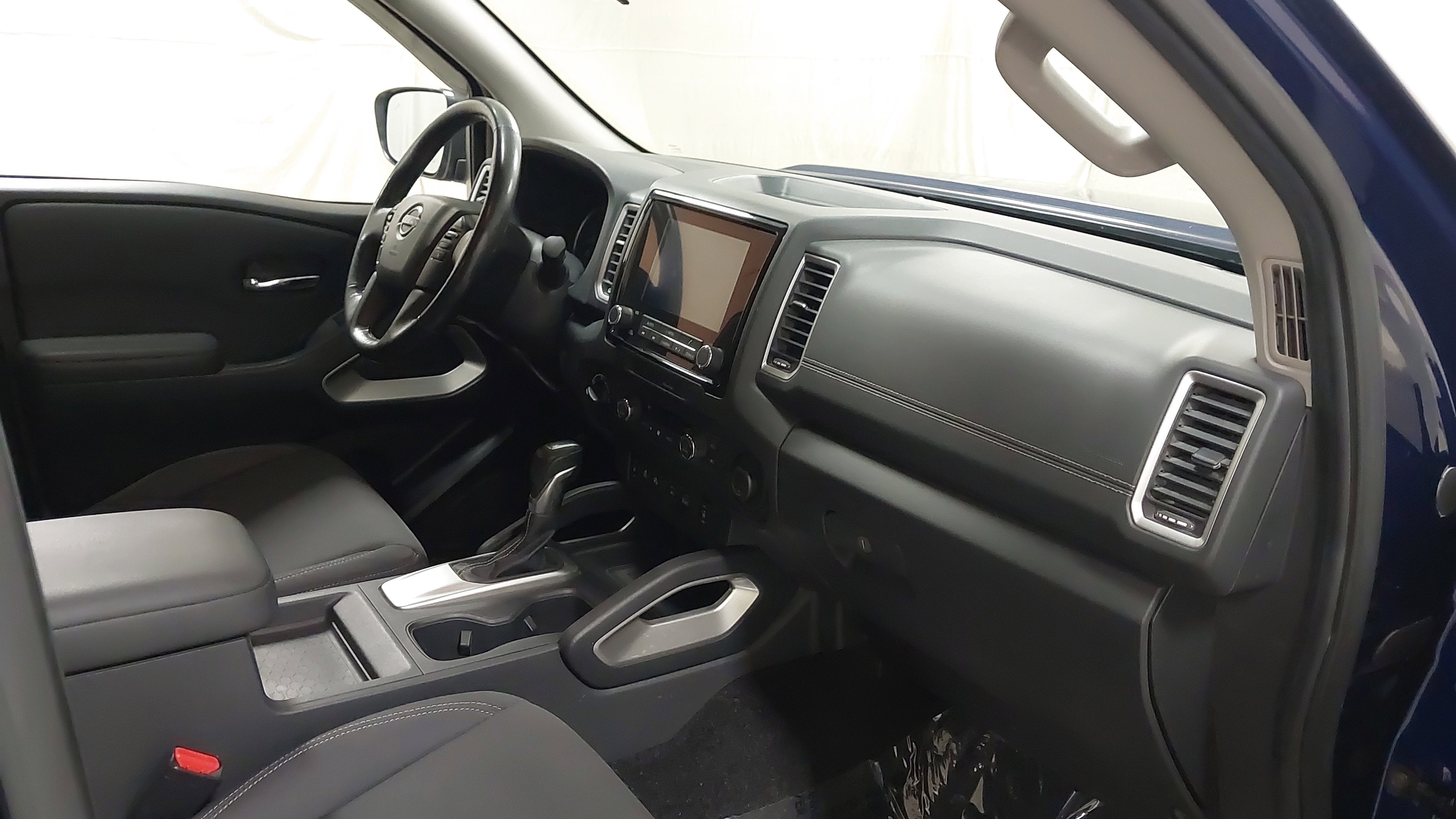 2022 Nissan Frontier Crew Cab SV 4x4