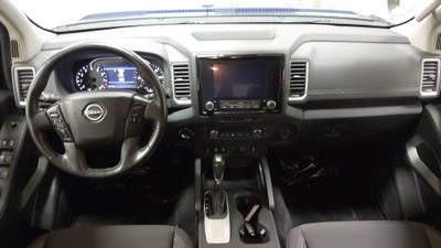 2022 Nissan Frontier Crew Cab SV 4x4