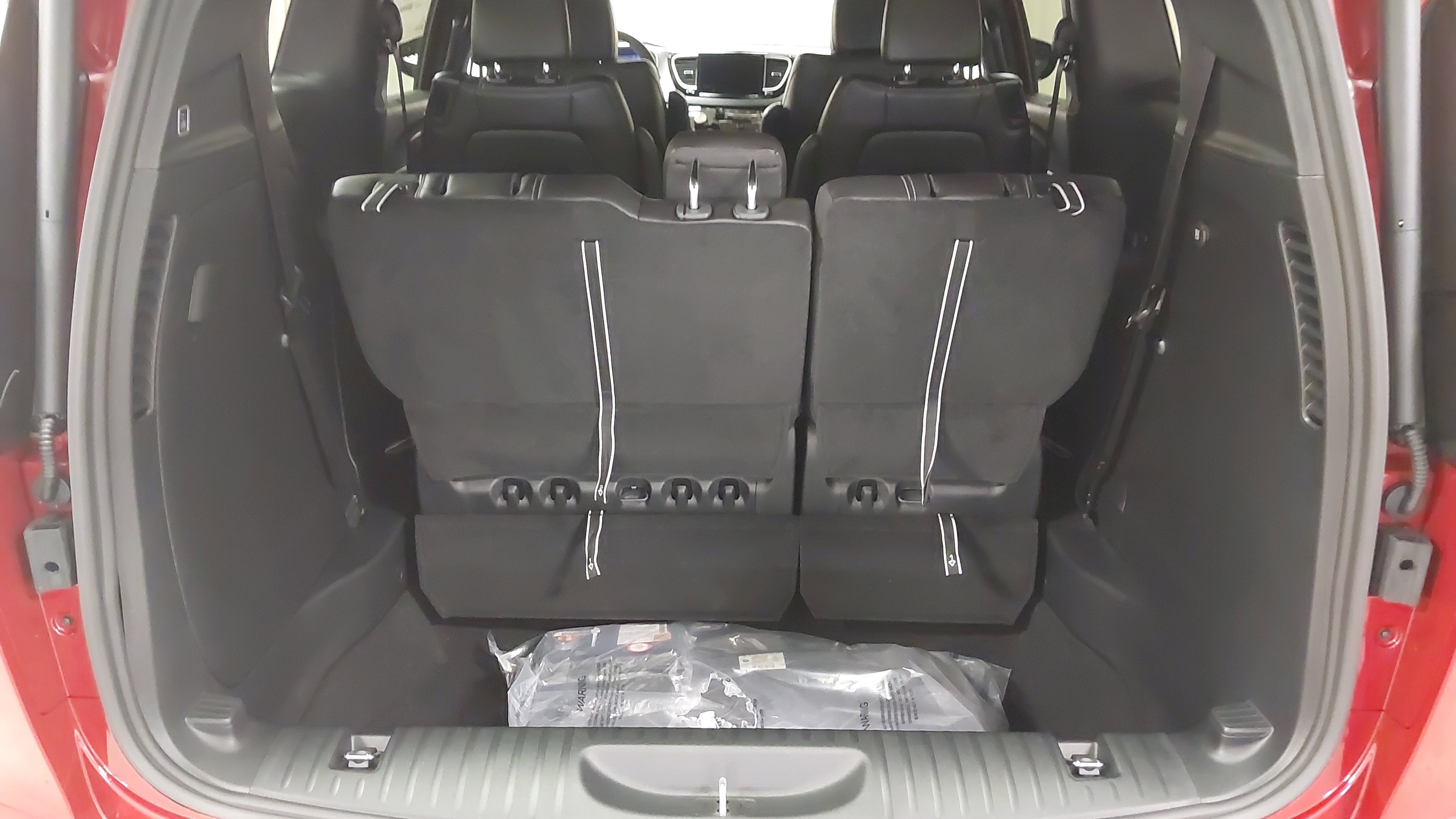 2027 Chrysler Pacifica PACIFICA SELECT