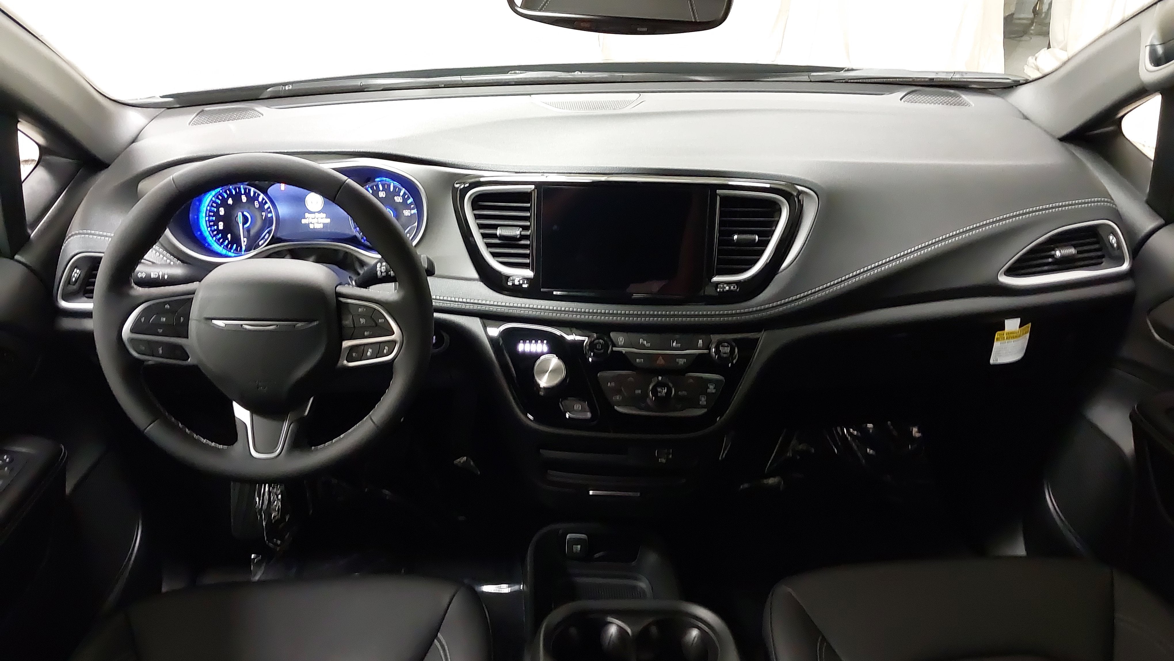 2027 Chrysler Pacifica PACIFICA SELECT