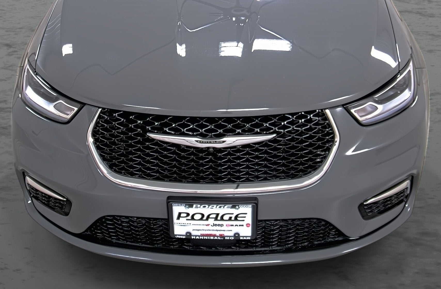 2025 Chrysler Pacifica Select