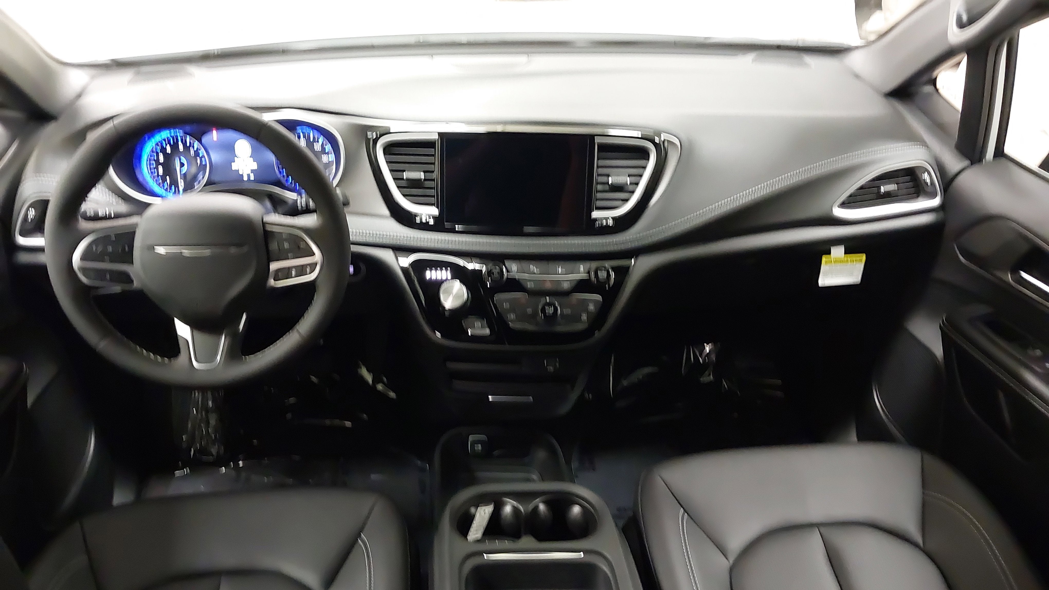 2027 Chrysler Pacifica PACIFICA SELECT