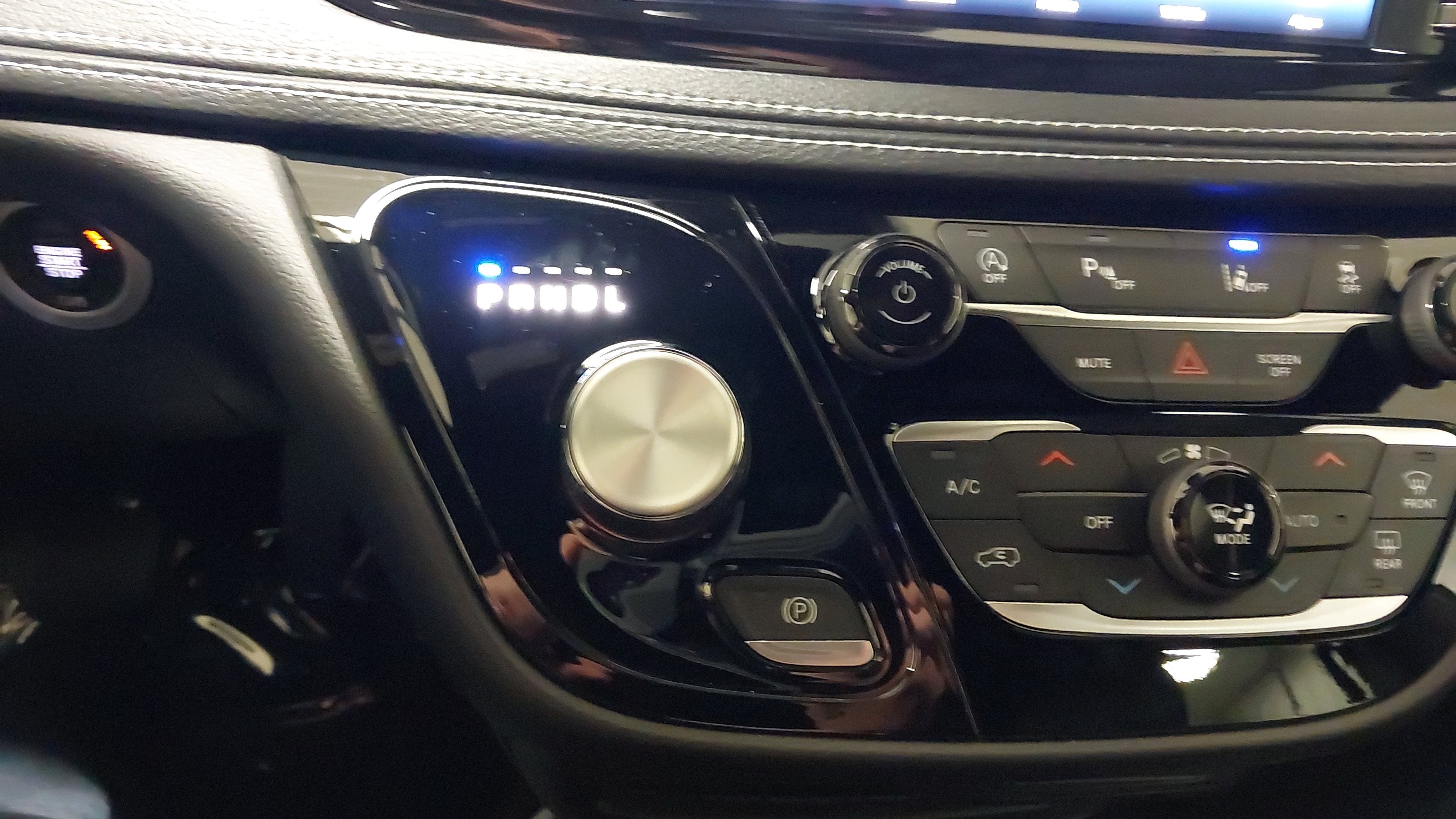 2027 Chrysler Pacifica PACIFICA SELECT