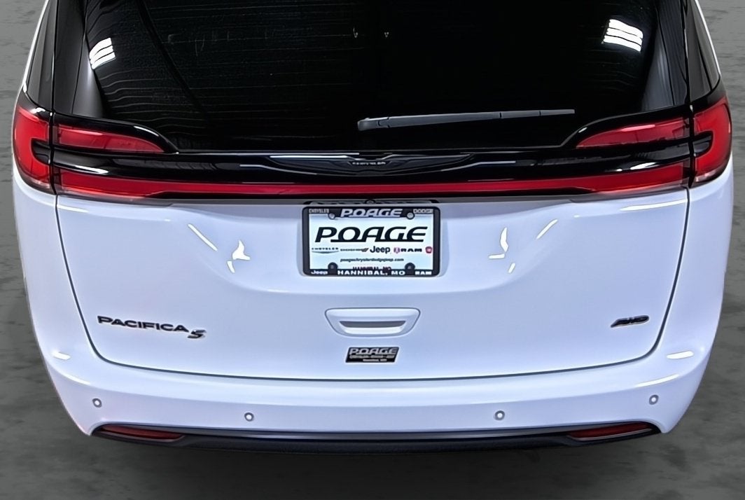 2024 Chrysler Pacifica Touring L AWD