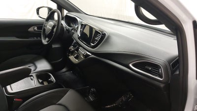 2024 Chrysler Pacifica Touring L AWD