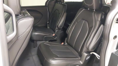 2024 Chrysler Pacifica Touring L AWD