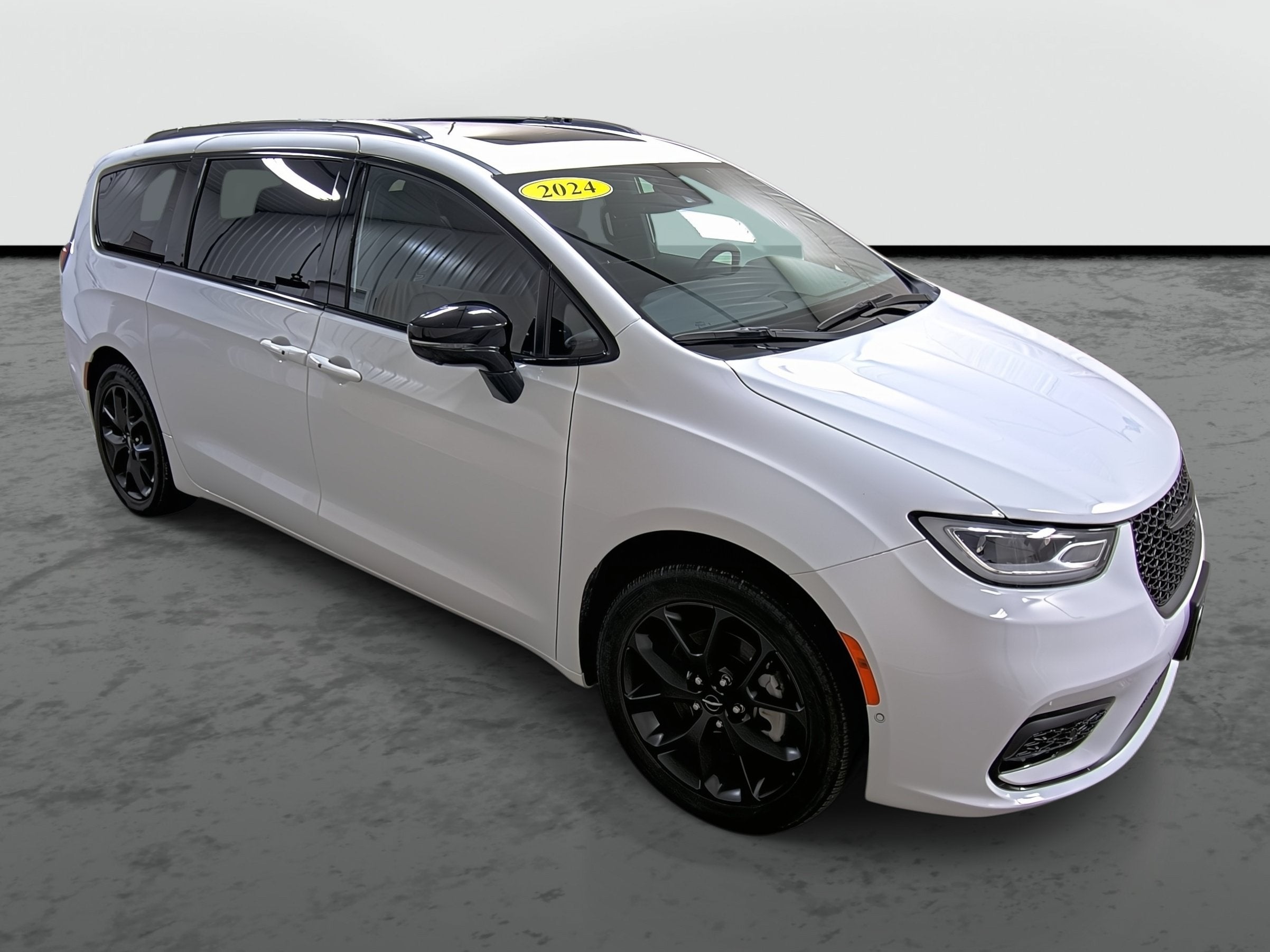 2024 Chrysler Pacifica Touring L AWD