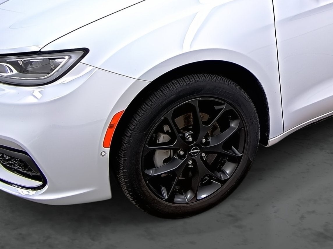 2024 Chrysler Pacifica Touring L AWD