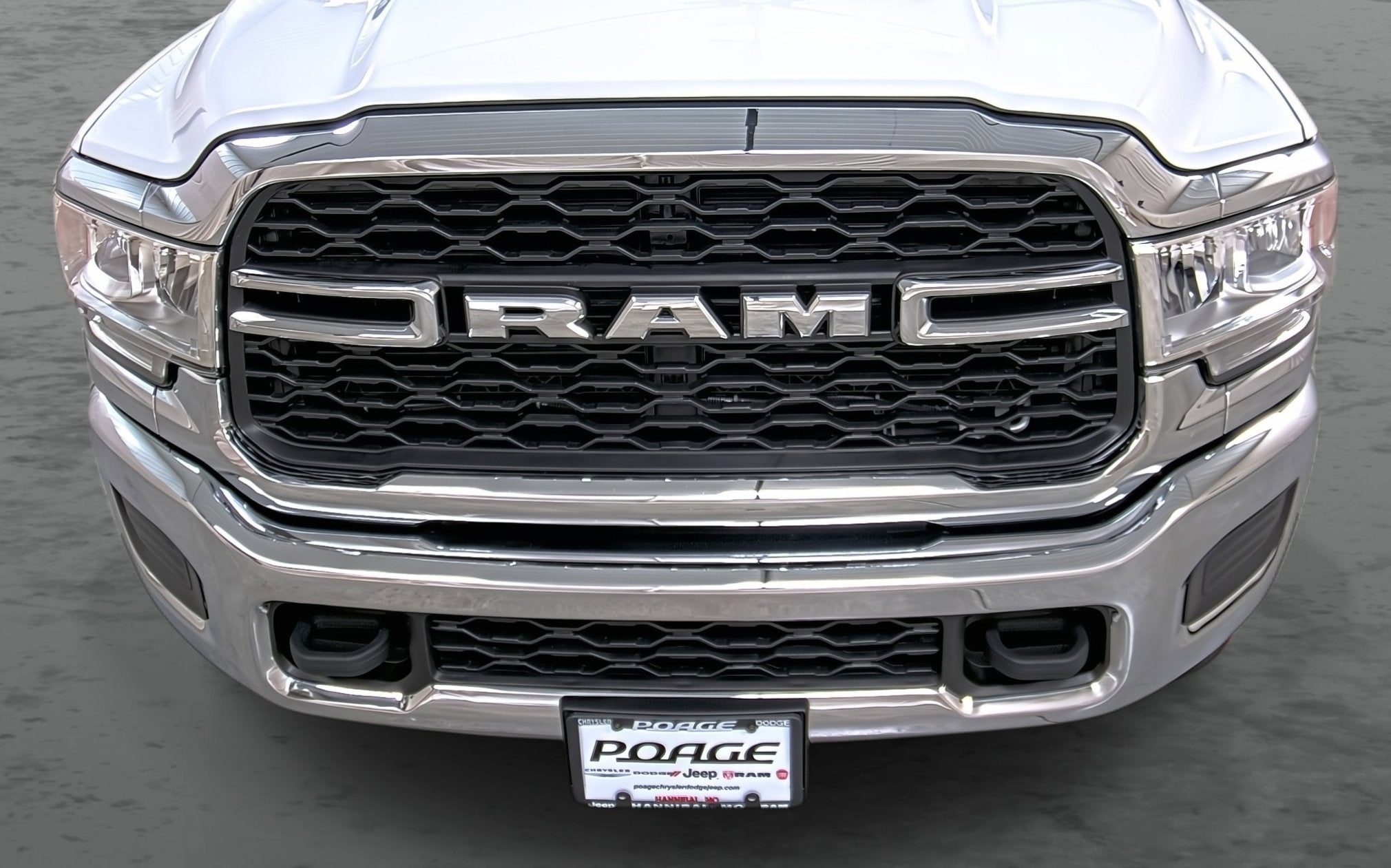 2021 RAM 3500 Tradesman Crew Cab 4x4 6'4' Box