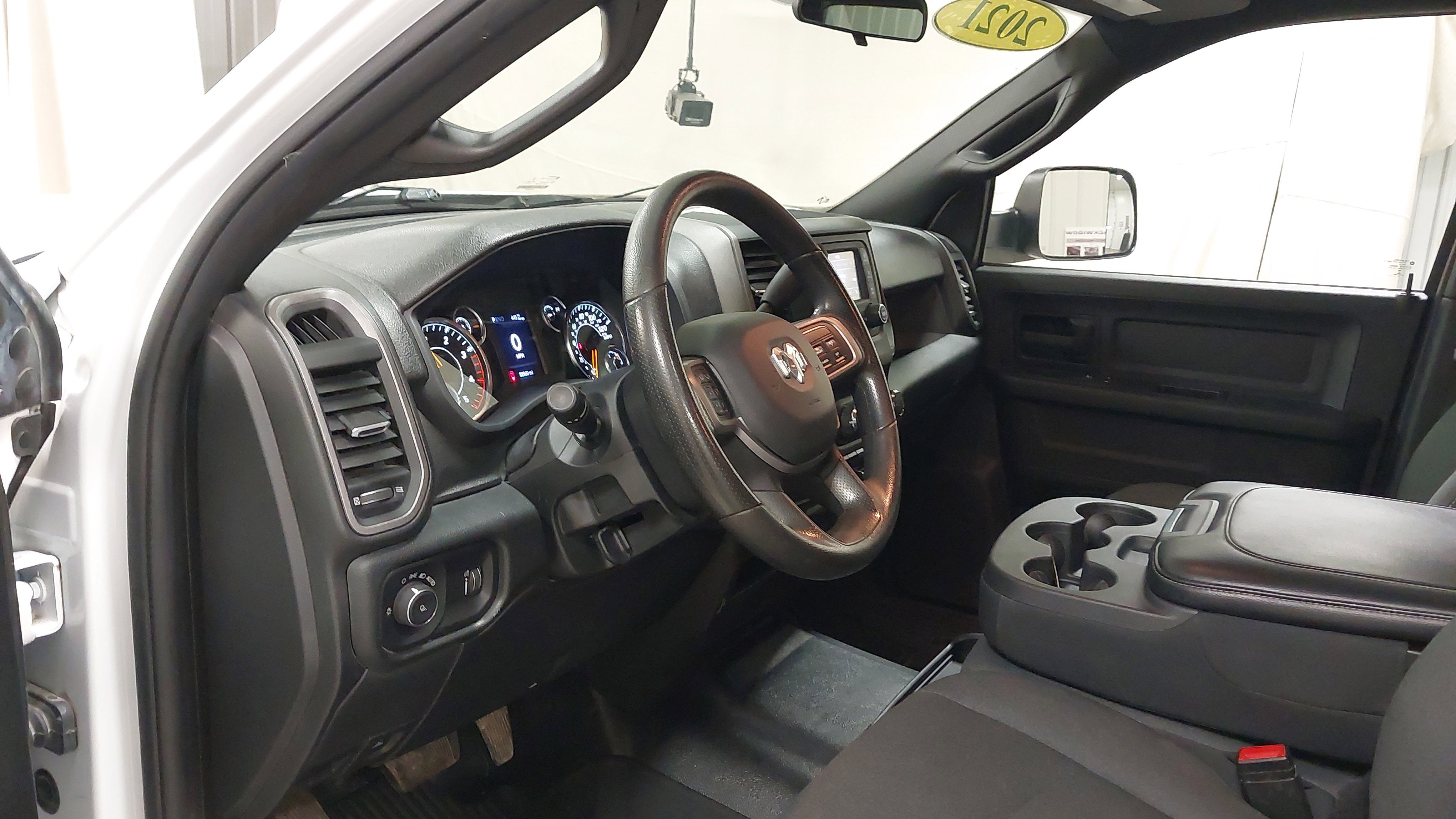 2021 RAM 3500 Tradesman Crew Cab 4x4 6'4' Box