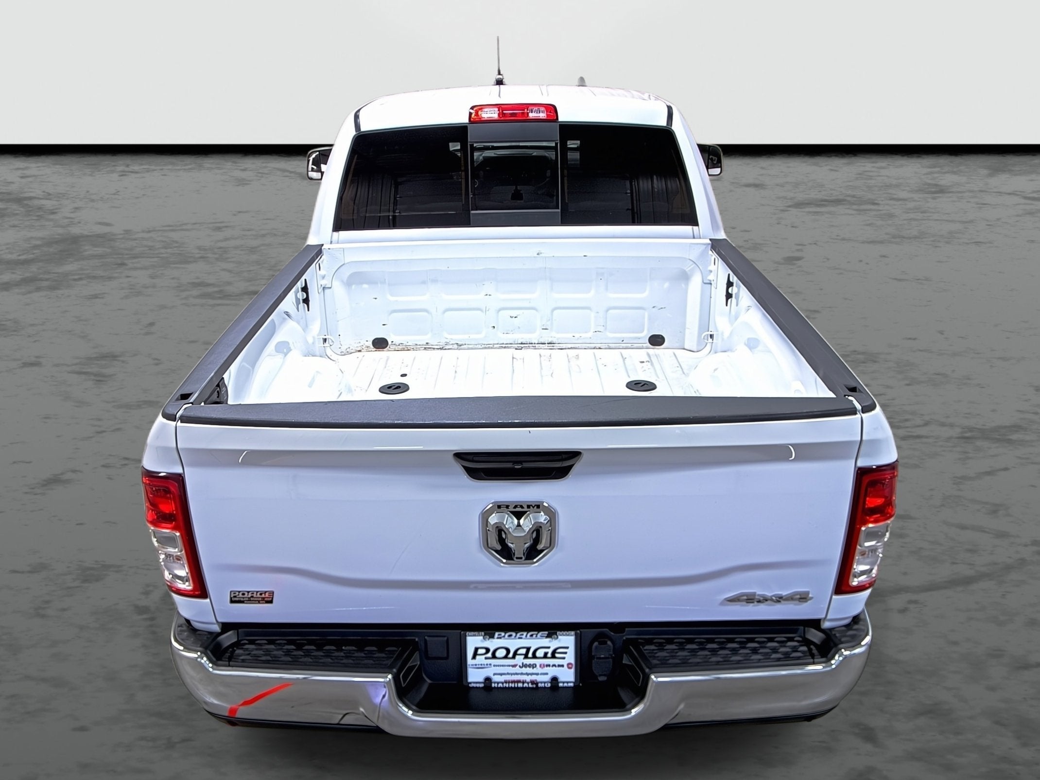 2021 RAM 3500 Tradesman Crew Cab 4x4 6'4' Box