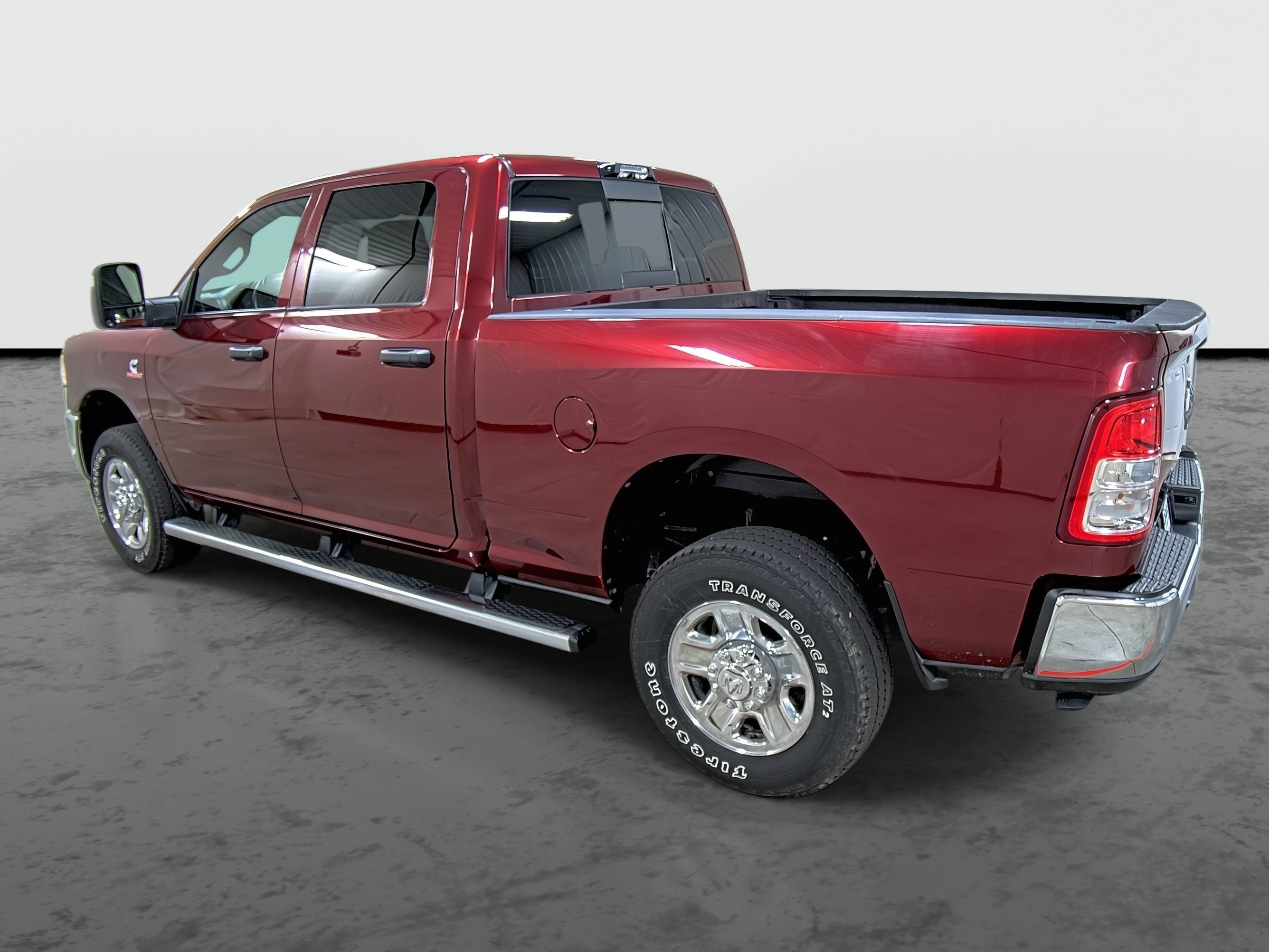 2024 RAM 3500 Tradesman Crew Cab 4x4 6'4' Box