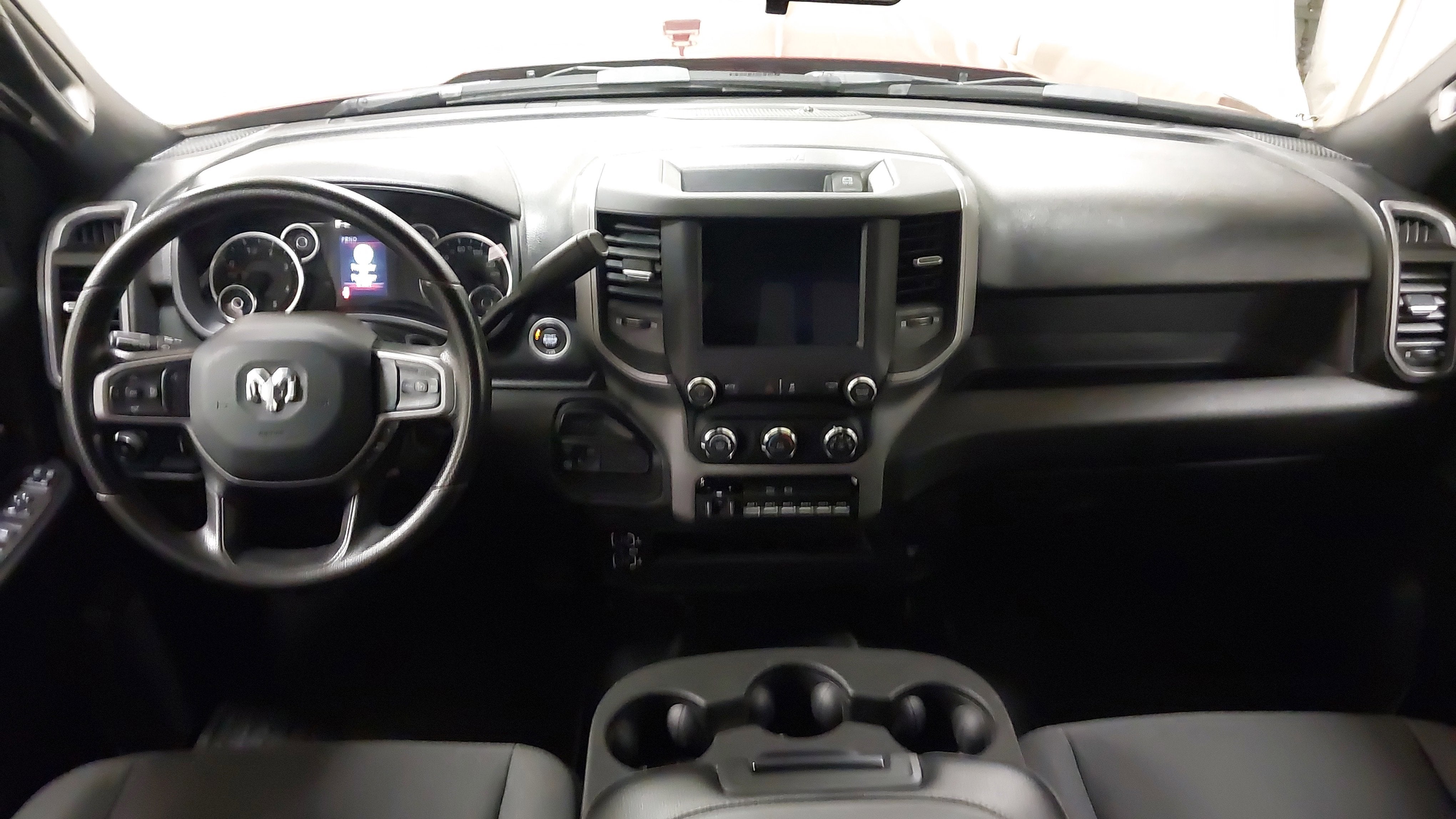 2024 RAM 3500 Tradesman Crew Cab 4x4 6'4' Box