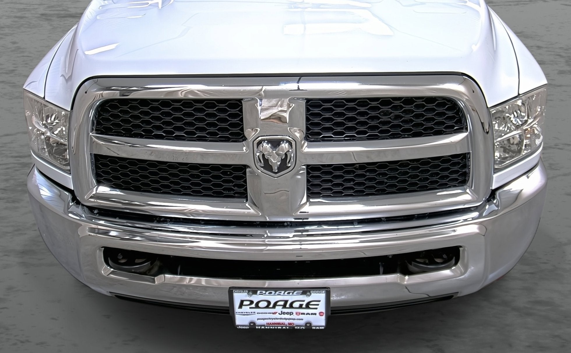 2017 RAM 2500 SLT Crew Cab 4x4 6'4' Box