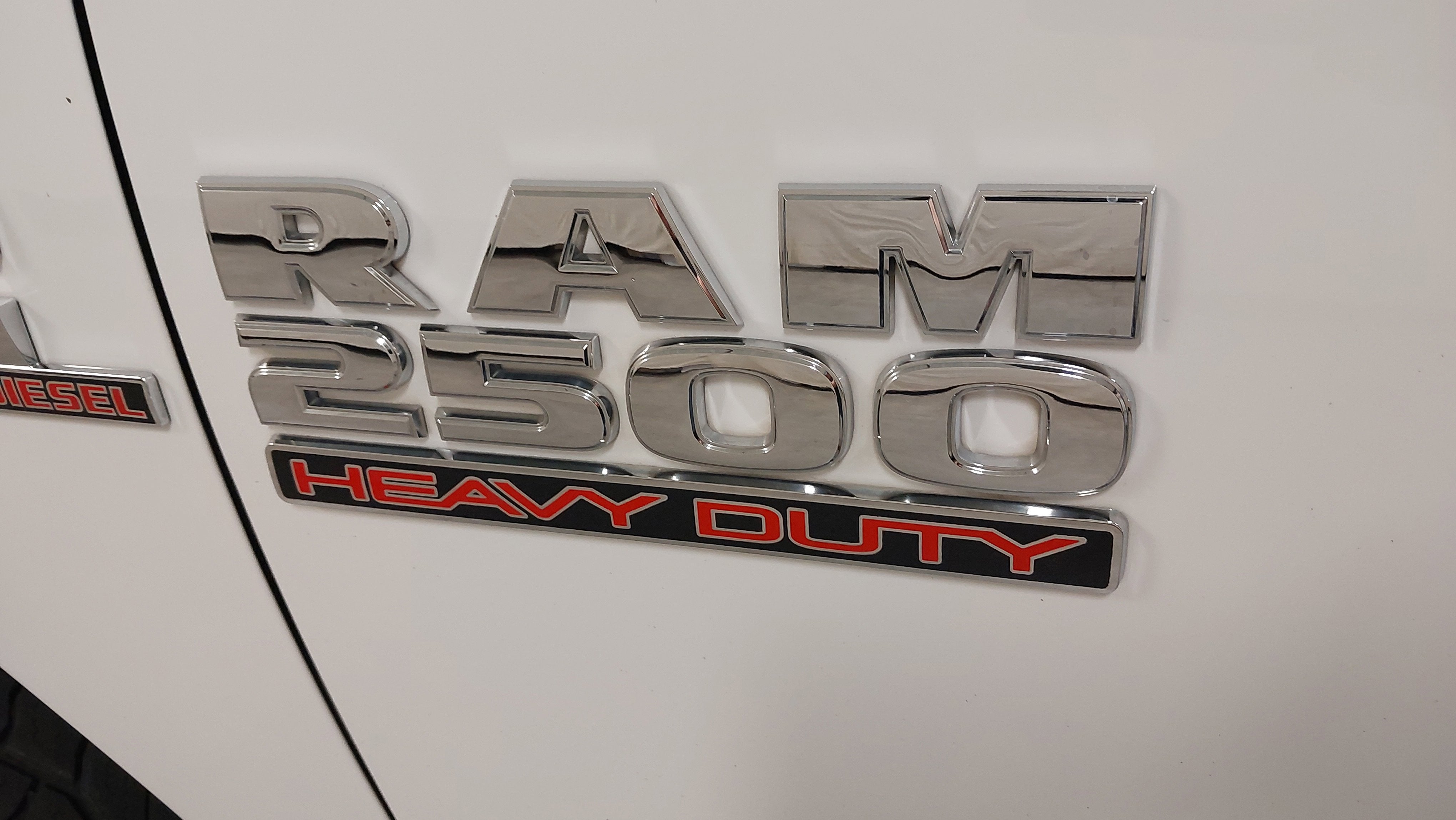 2017 RAM 2500 SLT Crew Cab 4x4 6'4' Box