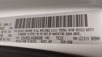 2017 RAM 2500 SLT Crew Cab 4x4 6'4' Box