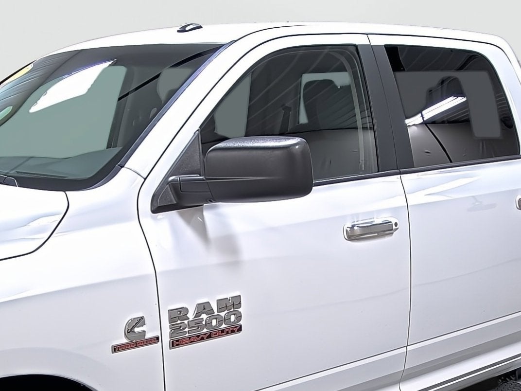 2017 RAM 2500 SLT Crew Cab 4x4 6'4' Box