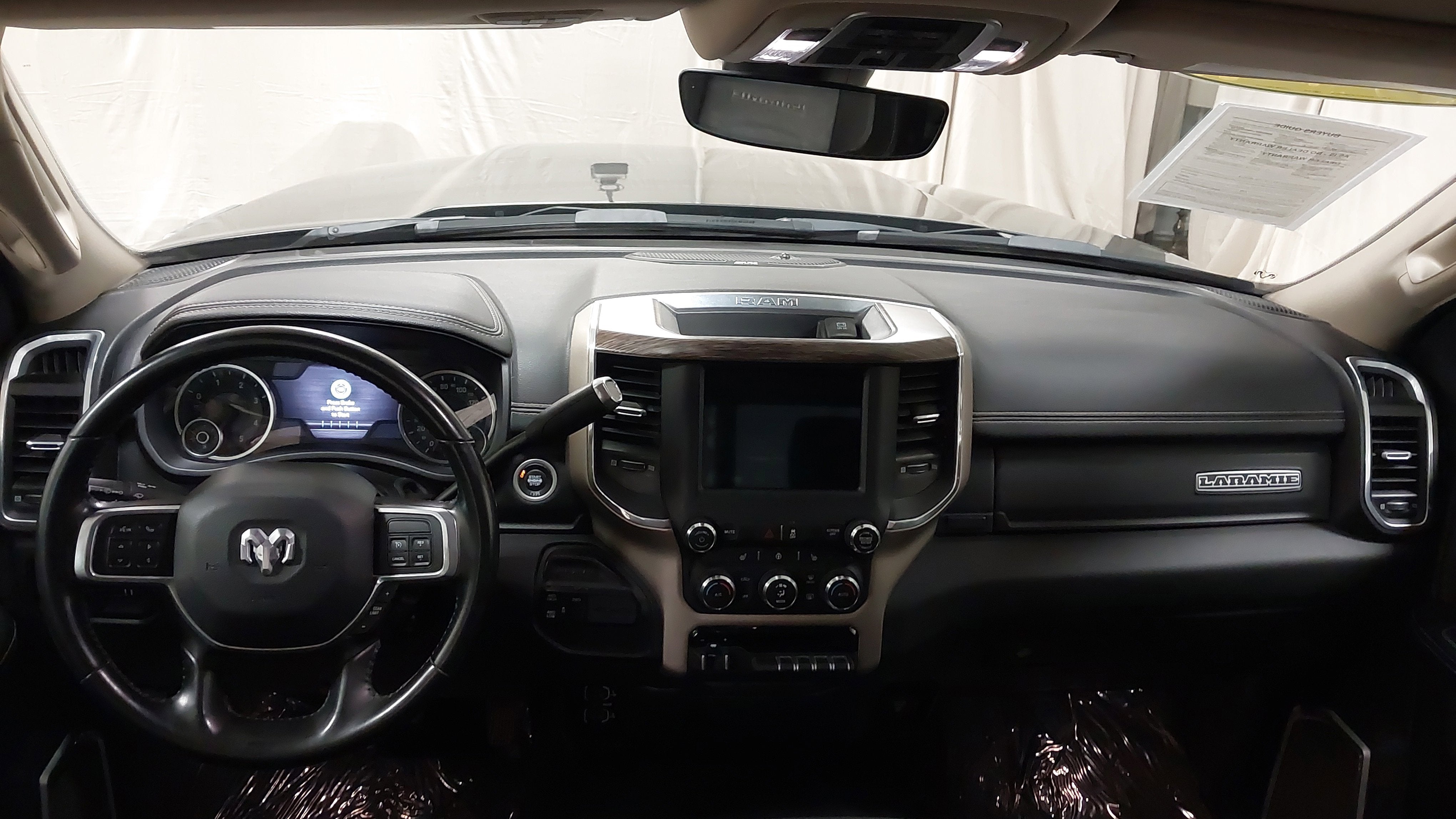 2021 RAM 2500 Laramie Crew Cab 4x4 6'4' Box