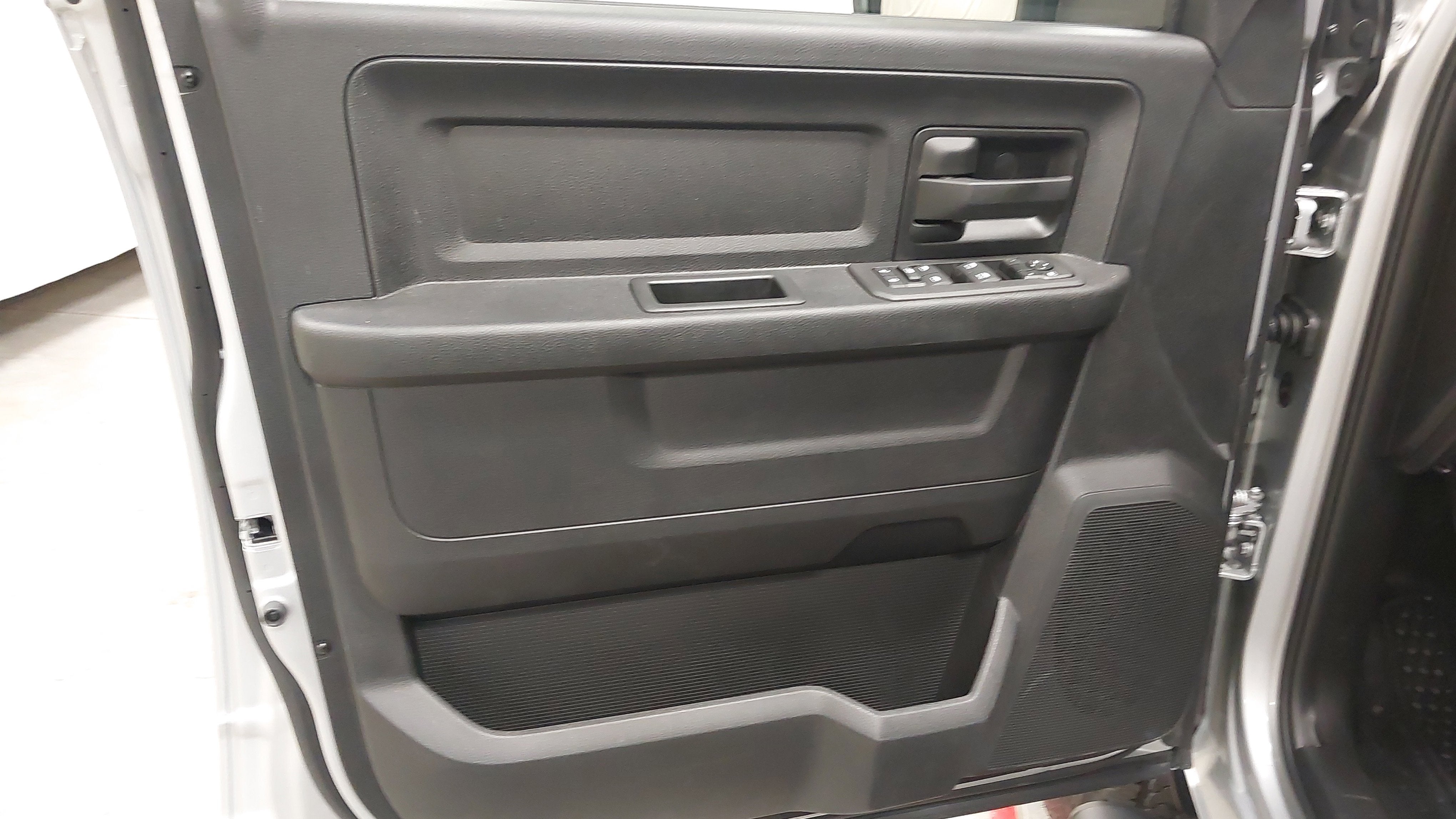 2026 RAM Ram 2500 RAM 2500 TRADESMAN CREW CAB 4X4 8' BOX
