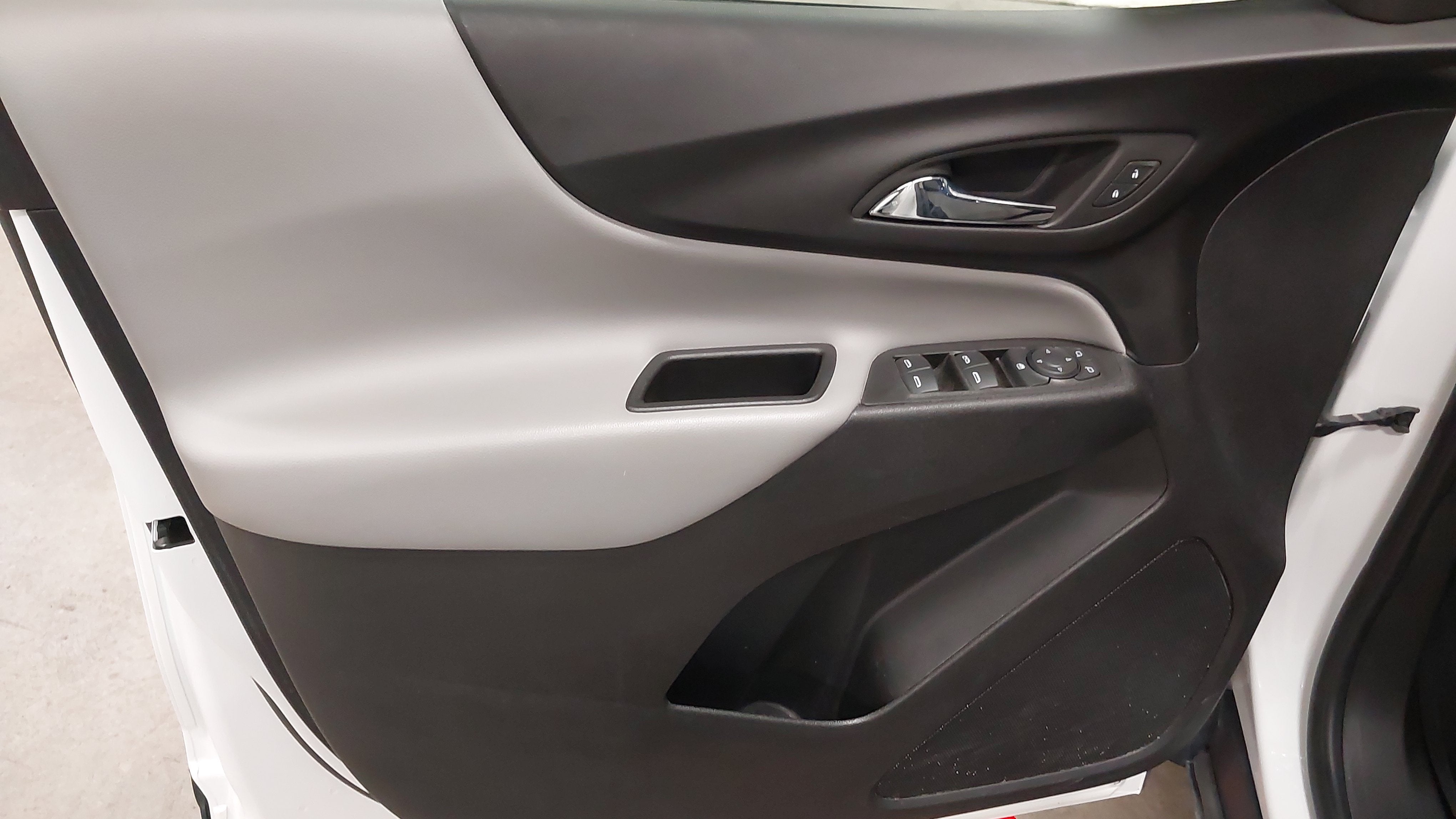 2022 Chevrolet Equinox FWD LS