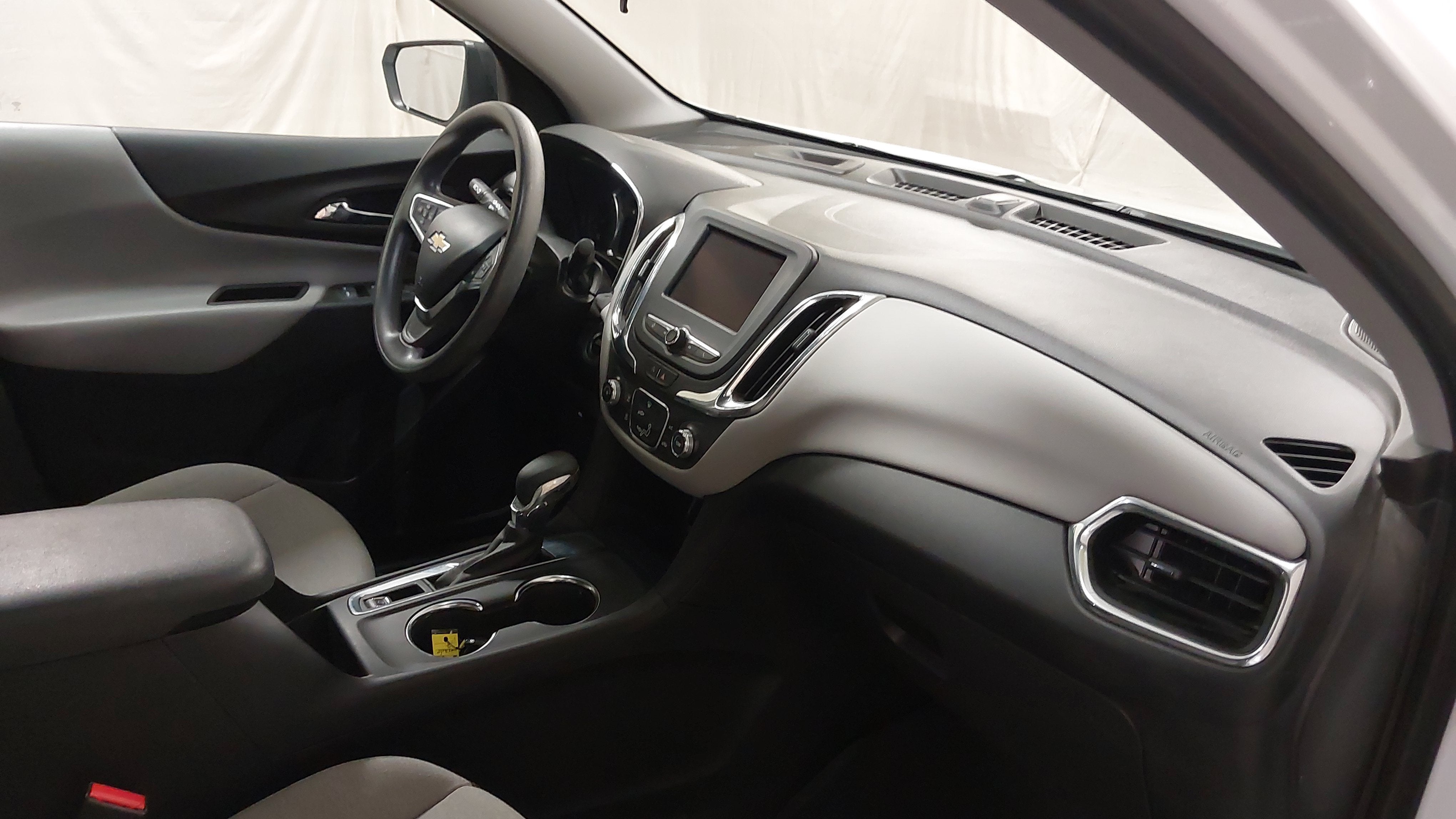 2022 Chevrolet Equinox FWD LS