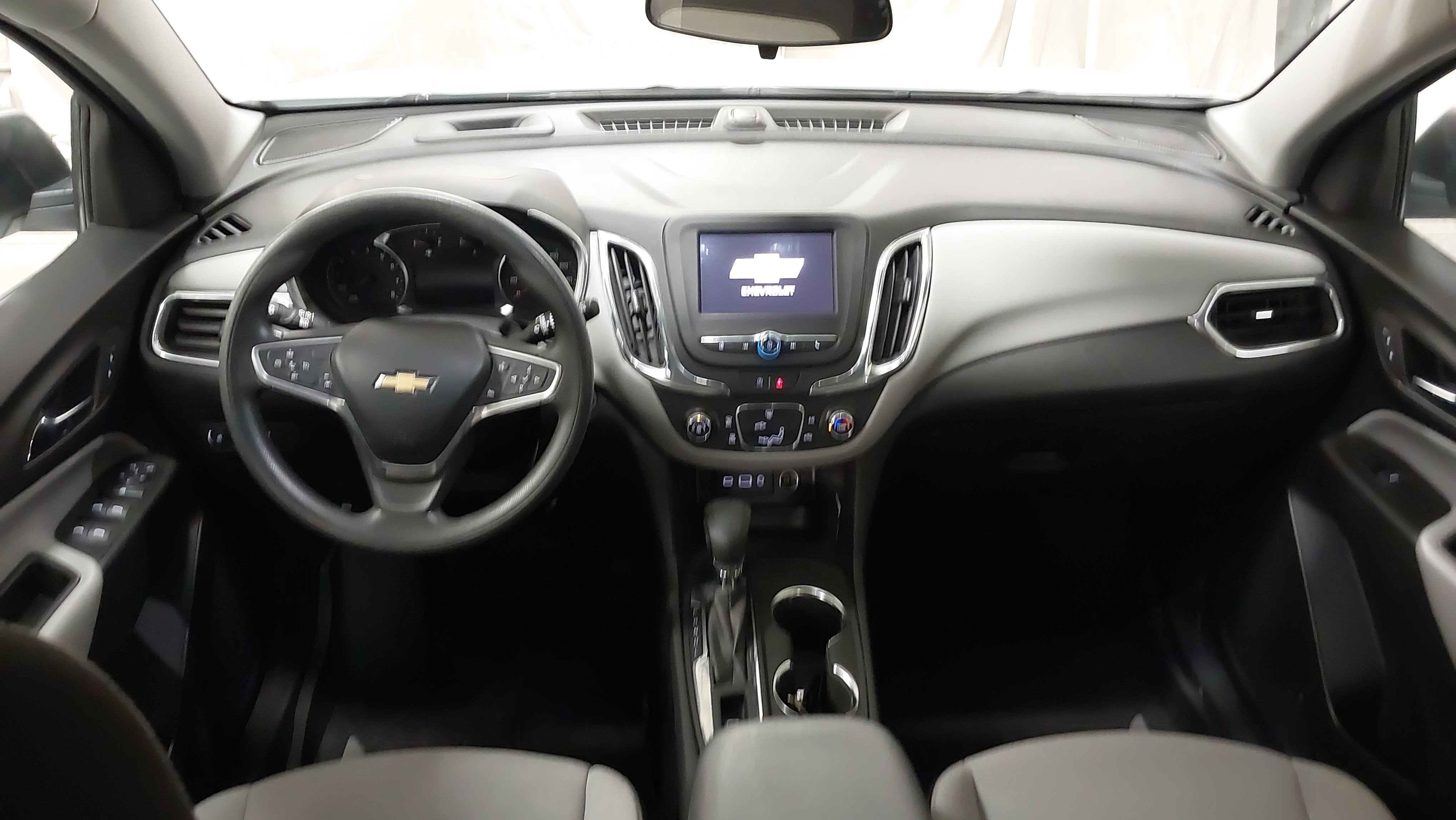 2022 Chevrolet Equinox FWD LS