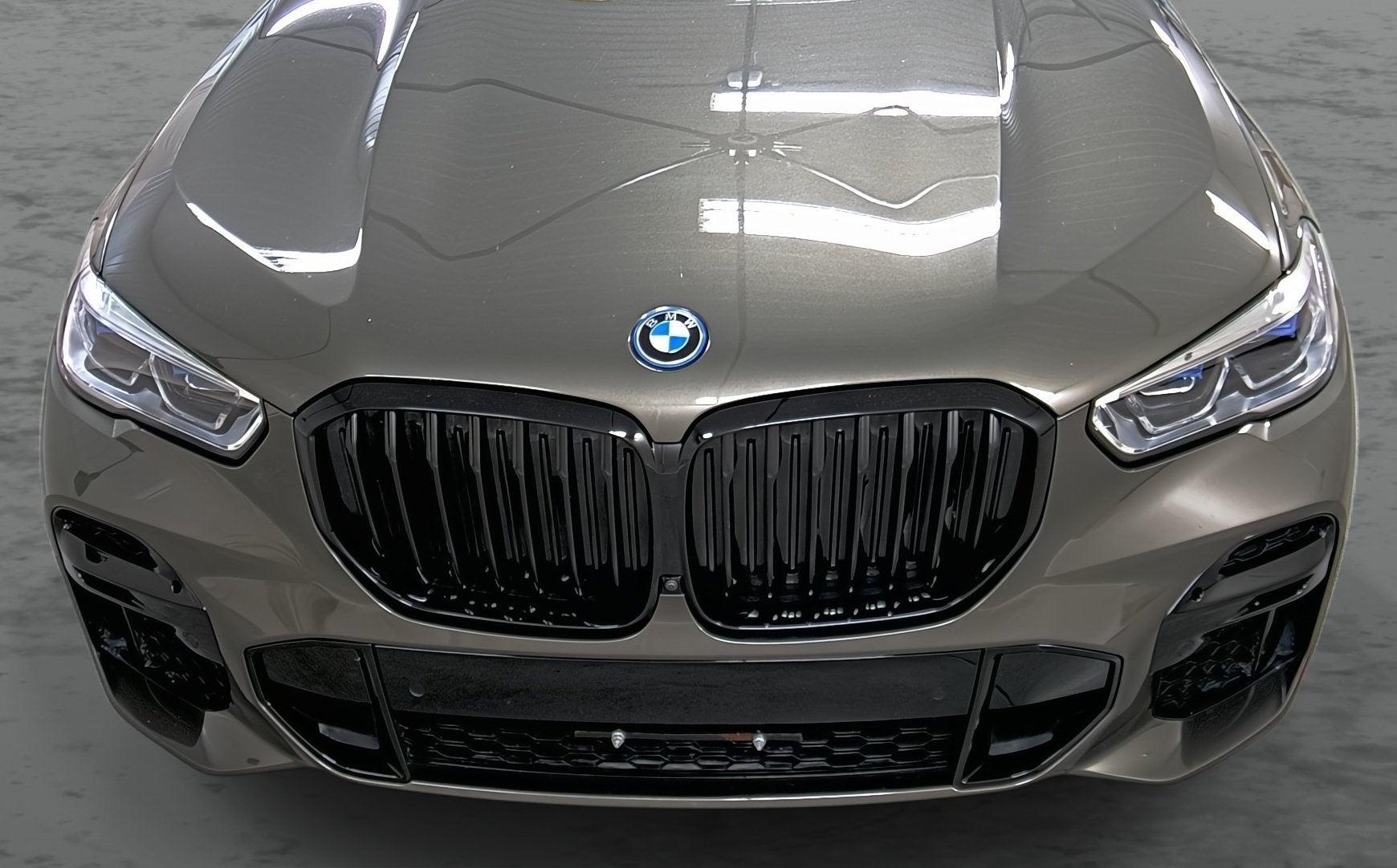 2023 BMW X5 PHEV xDrive45e